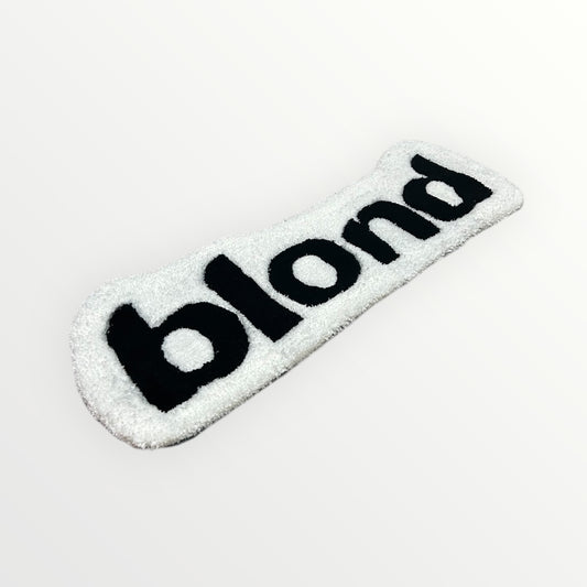 BLONDE